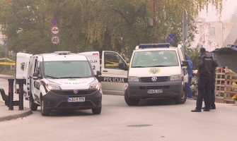 Sarajevo: Napad na policiju, uhapšena djevojka