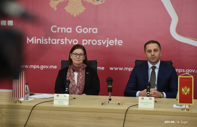 Ove godine milionska rekonstrukcija pet škola: Građani imaju jasnu i konkretnu korist