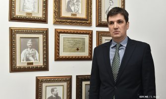 CG sve više izložena hibridnim prijetnjama, kao članica NATO dužni da se tome suprotstavimo