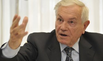 Božović:Ne očekujemo valjda lijepe riječi i neki smisao od Šešelja? 