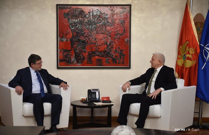  Crna Gora želi da bude članica EU kad bude spremna, da bude nova vrijednost, ne problem