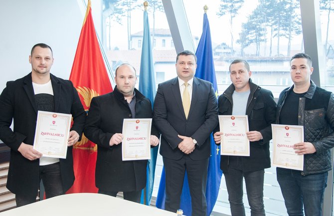 Smolović: Svojom odlučnošću i humanim gestom spasili ste jedan život