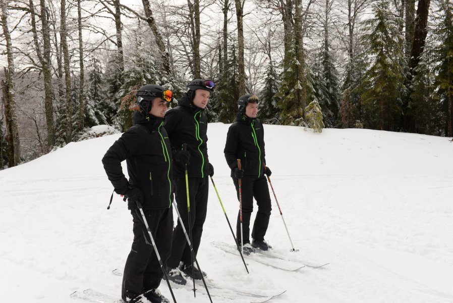 4945914178107f73c8daco