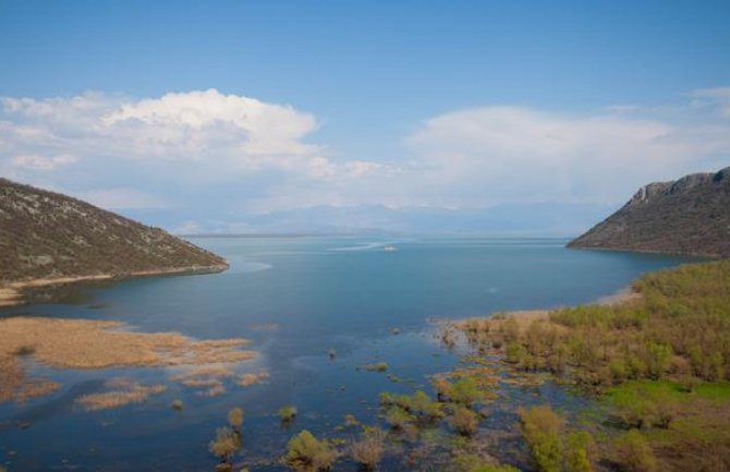 Ukida se ribolovni zabran na Skadarskom jezeru, po preporuci PMF-a