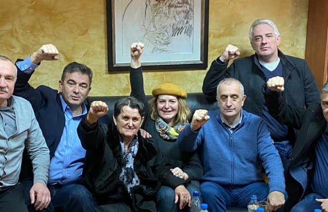 Majka Milana Kneževića puštena nakon saslušanja