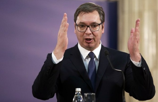 Vučić nakon privođenja majke Kneževića: Šta je majka mogla da uradi, da uzme kutlaču, varjaču