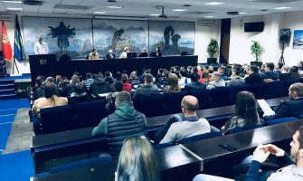 Mladi DPS Bar: Mladi da stanu u odbranu Crne Gore