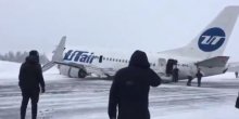 Rusija: Avion sa 94 putnika prinudno sletio  (VIDEO)