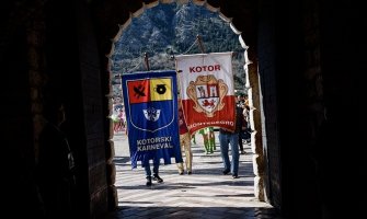 Kotor: Svečano otvorene tradicionalne zimske karnevalske fešte 2020