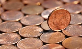 Strah od kazne natjerao trgovce da trebuju cent i dva, građani često opraštaju sitni kusur