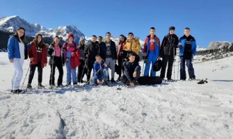 Durmitorski zimski dani: Šetnja i čajanka za učesnike (FOTO)