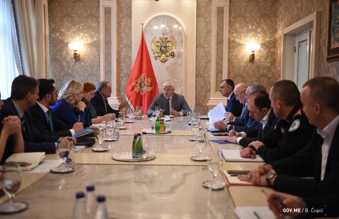 Zdravstveni sistem CG sposoban da odgovori globalnom izazovu korona virusa, situaciju pratimo non-stop