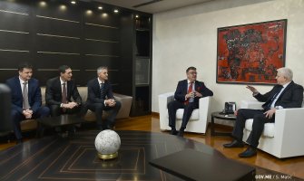 Marković sa predstavnicima Končara: Prilike za ulaganja u infrastrukturu i znanje