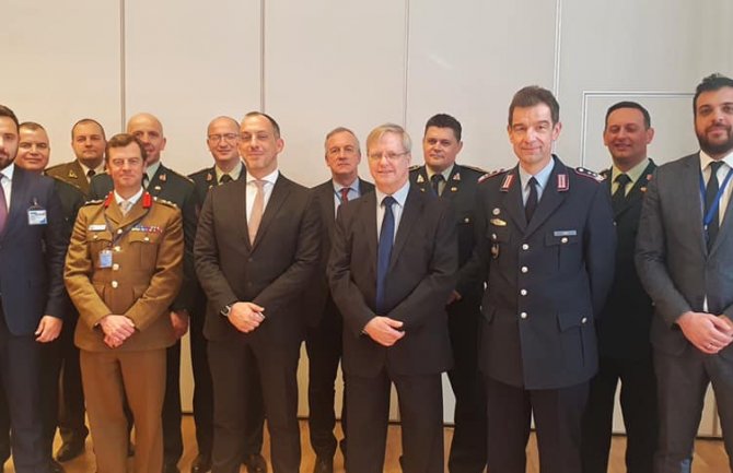 Dodatno unaprijediti odbrambene sposobnosti i kapacitete