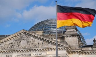 Dojče vele: Njemačka ove godine olakšava useljavanje kvalifikovanim radnicima, ali biće više deportacija