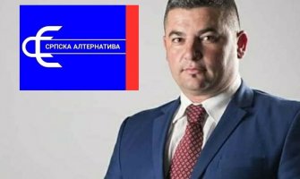 Perišić: Utiču na zaposlene da ne idu na litije, Ombudsman da reaguje 