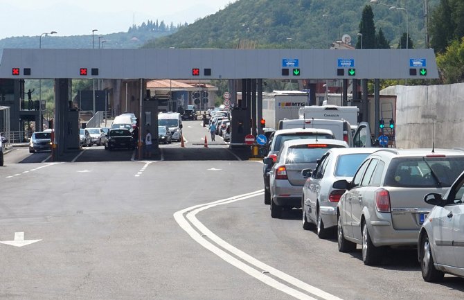 Ovo su procedure koje morate proći na svakom graničnom prelazu u CG