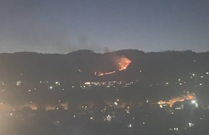 Bjelopoljski vatrogasci gasili požare na više lokacija: Ne palite na otvorenom