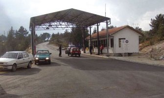 Prelazak granice sa Srbijom zabranjen od 20 do 5h