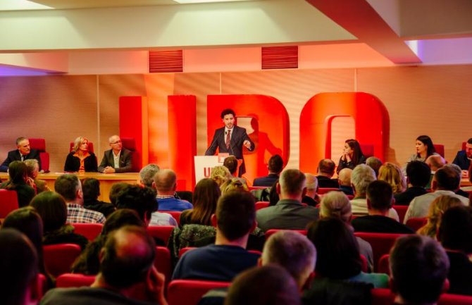  Abazović i svi funkcioneri URA donirali svoje zarade NKT