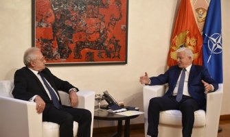 Tripkoski se zahvalio Markoviću: Prijateljstvo u ovom periodu je neprocjenjiva vrijednost