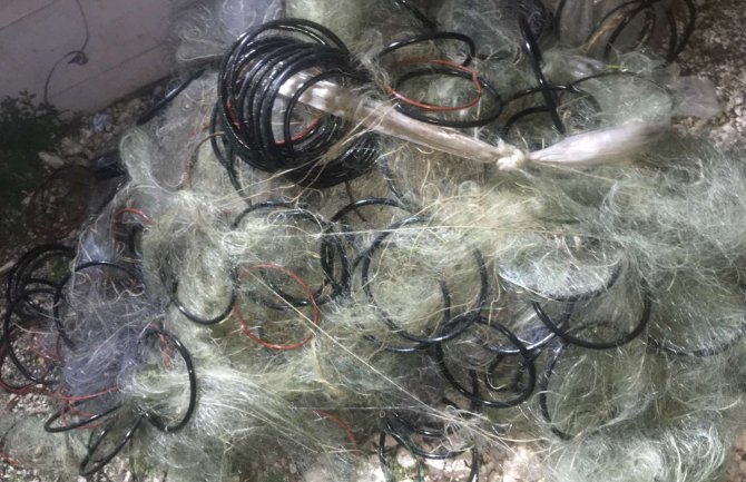 Zabrana kretanja Skadarskim jezerom, osim za Granično-pomorsku policiju i zaposlene u Službi zaštite NP