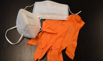 Glavni prenos COVID19 je kapljični put, a da li je dobro nositi istu masku više puta?