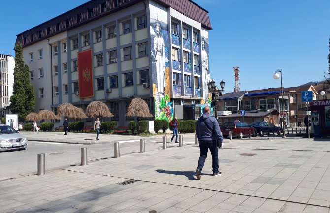 Bijelo Polje: Otvorio kafić suprotno zabrani,  određeno zadržavanje do 72 sata