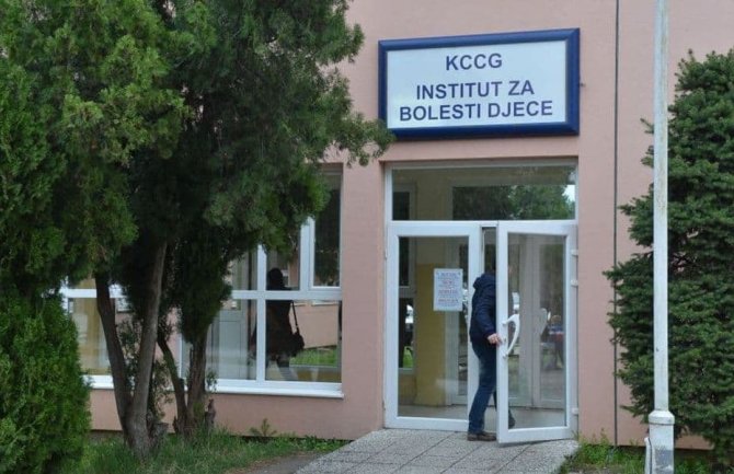 Trogodišnji dječak  zaražen koronavirusom otpušten iz bolnice