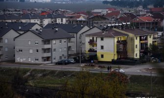 Građani Tuzi smiju do njiva uz poštovanje distance