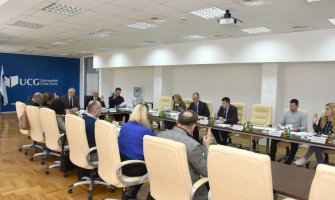 UCG: Produžen rok za uplatu preostale rate za školarinu, obustavljene i isplate varijabila