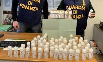 Italija: Prodavali gel za dezinfekciju iz 1989. godine, dvojica trgovaca uhapšena