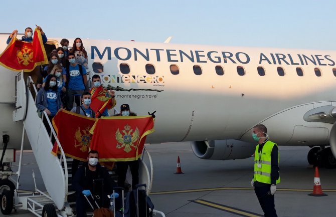 U Crnu Goru se vratilo skoro 9,5 hiljada crnogorskih građana