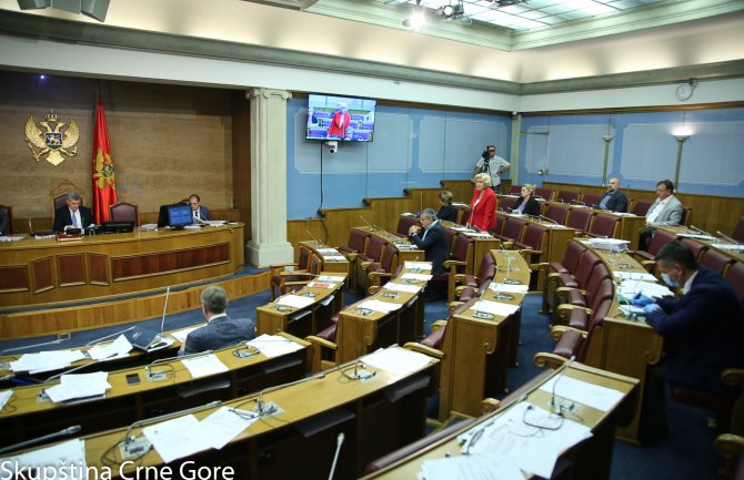 DPS poručio da je zdravlje građana važnije od političkih razmirica, DF traži formiranje nezavisnog tijela