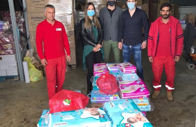 Rotaract Klub Podgorica donirao humanitarne pakete za djecu socijalno ugroženih porodica 