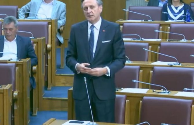 Medojević vrijeđao Krivokapića, poslanik SDPa:  Ja ću ga se sjećati onda kad je bio svoj