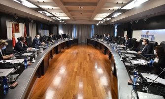 Evo ko od ponedeljka može da radi i koje mjere mora poštovati