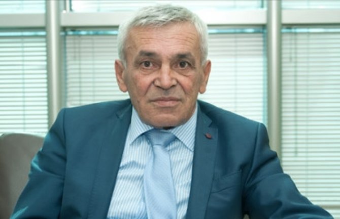 Košuta: Neće biti privilegovanih 