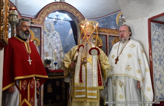 Amfilohije: Islamska porodica sačuvala spomen na manastir posvećen Svetom Marku