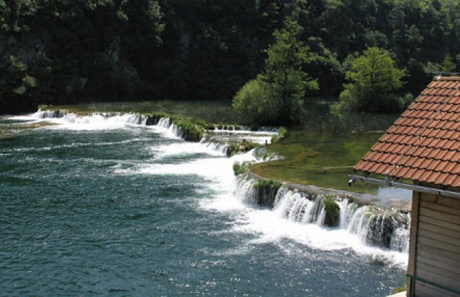 Male hidroelektrane ili javni interes