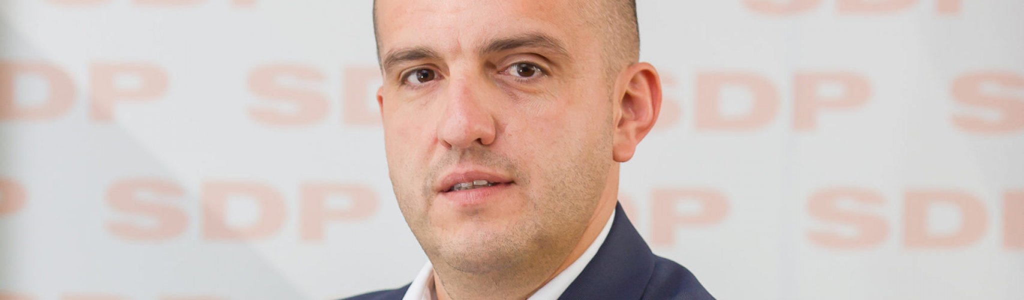 adnanstrikovicscalede15759752716861707x500