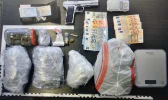 PG: Uhapšena četiri lica, oduzet kokain, heroin, marihuana, novac stečen prodajom droge...