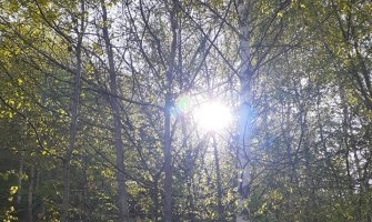 Oblačno sa dužim sunčanim intervalima, do 30 stepeni