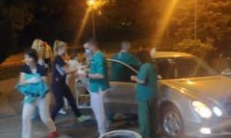 Nesvakidašnji porođaj u PG: Dječak rođen u autu ispred Urgentnog centra