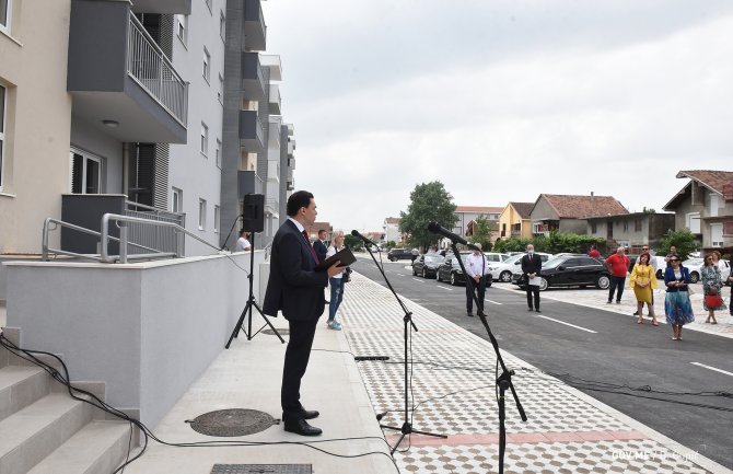 Pažin: Štiteći integritet i dostojanstvo onih koji rade u državnim institucijama snažimo integritet i same države