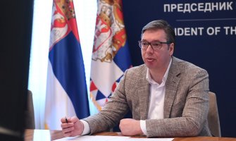 Vučić: Prelazi kao da nisu otvoreni, jer građani Srbije moraju u karantin