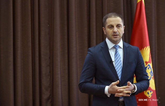 Šehović: Zloupotreba djece u školama je neoprostiva, zaslužuje stroge sankcije