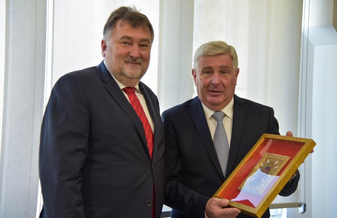 Ekonomske odnose Slovačke i Crne Gore podići na viši nivo