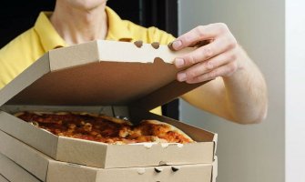 10 godina mu svaki dan dolaze pice koje nije naručio:  Svaki put odbijao dostavu i nikad ništa nije platio