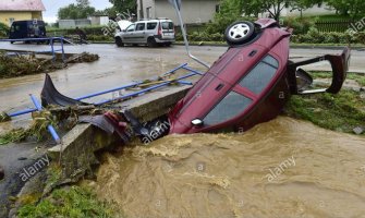 Poplave u Češkoj, jedna osoba stradala, jedna se vodi kao nestala